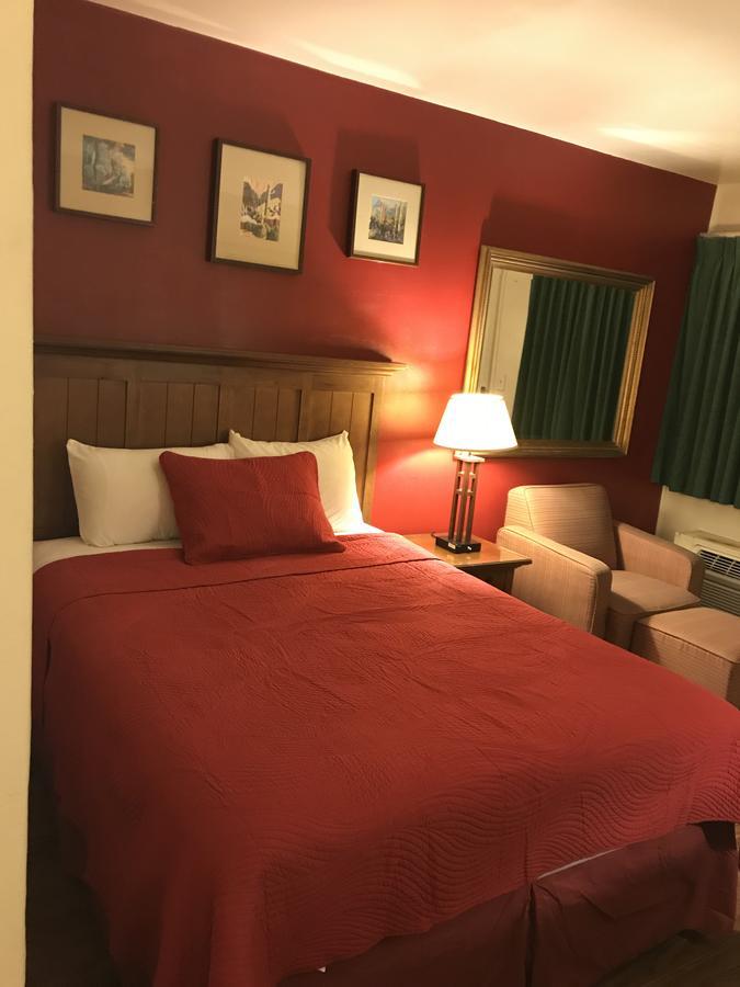 Canyonlands Motor Inn Монтічелло Екстер'єр фото