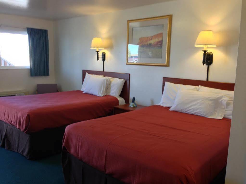 Canyonlands Motor Inn Монтічелло Екстер'єр фото